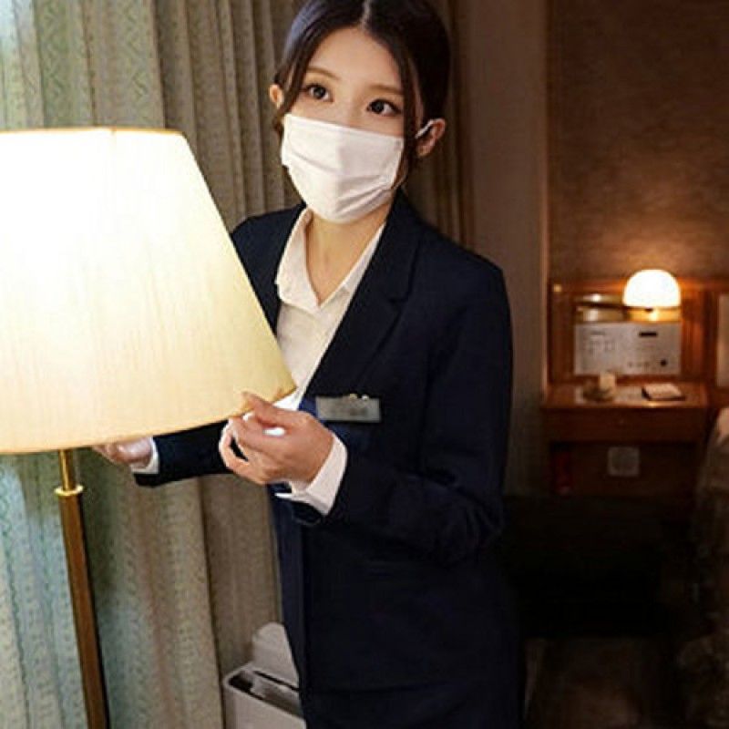 客房服務員T