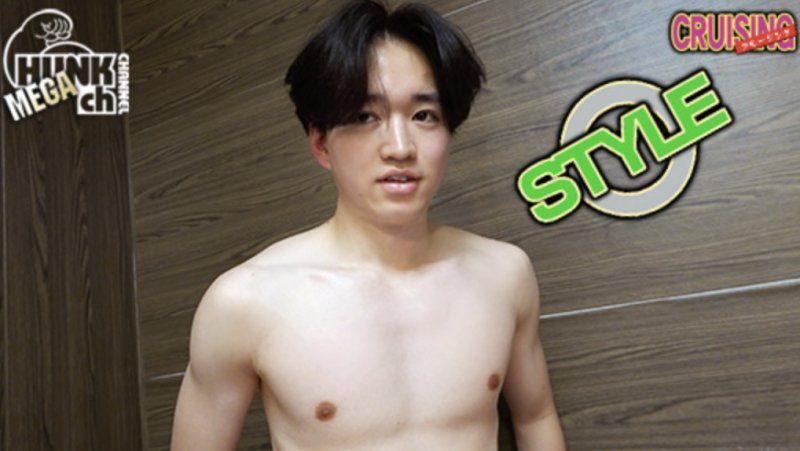 CR-0917 – STYLE 第49卷 皮膚白皙、身材姣好、臀部翹挺的大學生聖，19歲！ ！他一邊瘋狂地抽插著裸露的陰莖，一邊努力克制射精